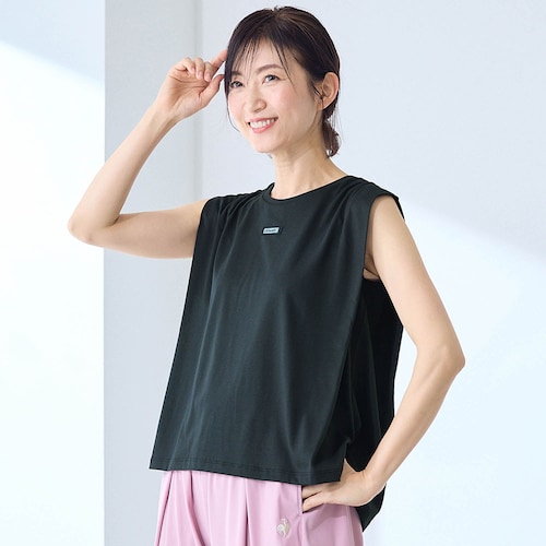 汗染み軽減細見えノースリーブシャツ