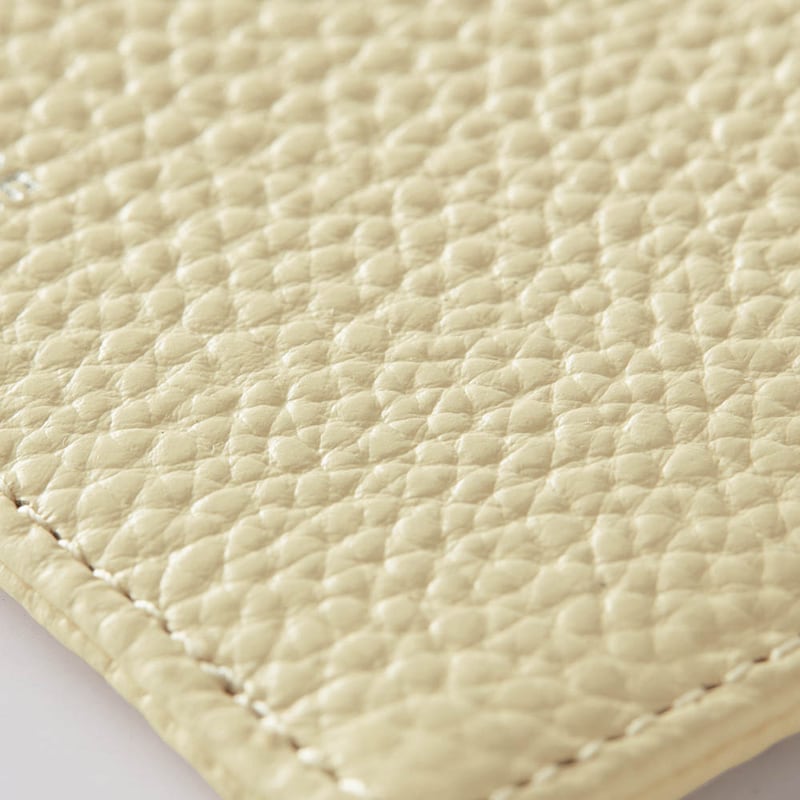 長く使える上質な本革製