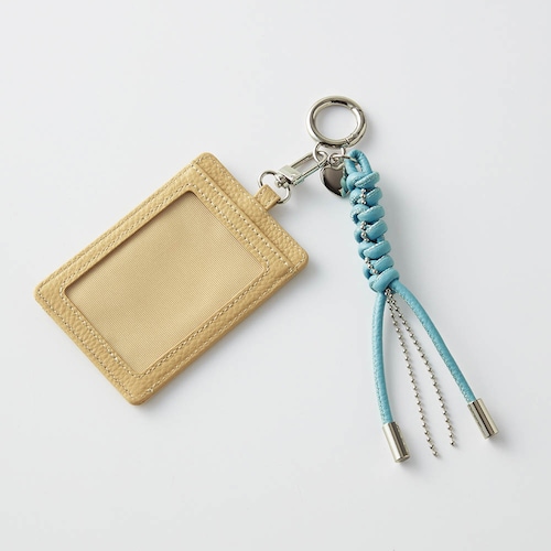 本革パスケース付きバッグチャーム