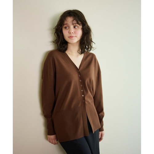 【＃Newans／ハッシュニュアンス】ファインボタンVネックカーディガン