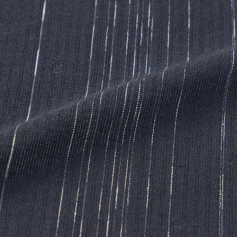 表面に凸凹感があり、さらっとした肌ざわり