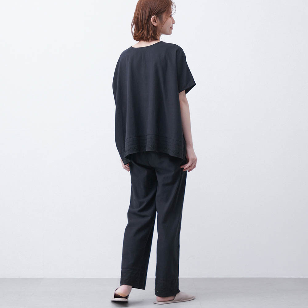 【6月19日セール追加】 刺繍レースをあしらった大人のコットンセットアップ 【6月19日セール追加】 刺繍レースをあしらった大人のコットンセットアップ