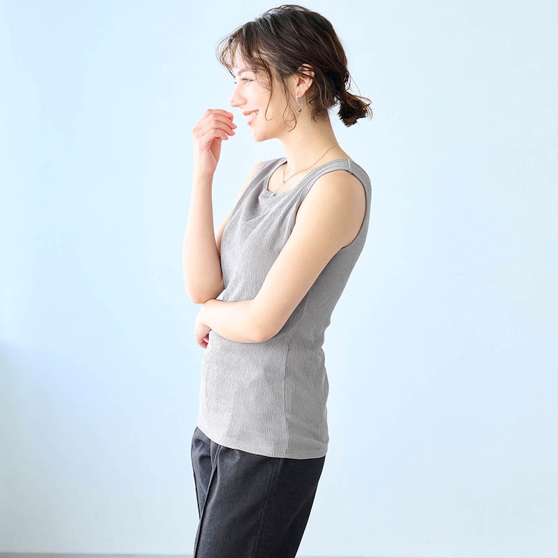 モデル身長162cm／M