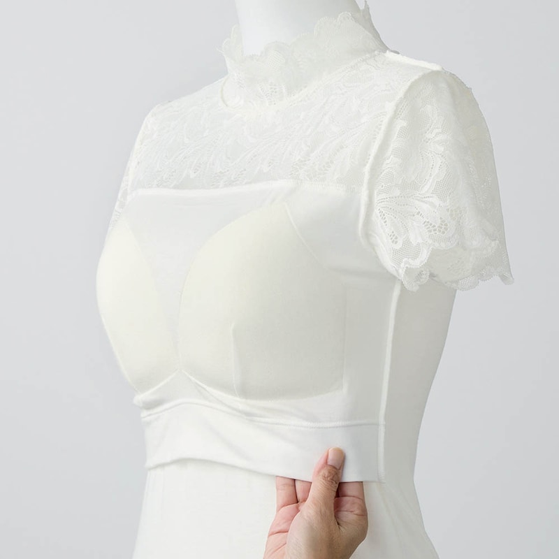 カップは身生地に縫い付けているから洗濯時のズレも気にならない