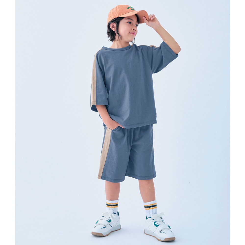 ビンテージブルー／モデル身長125cm・サイズ130
