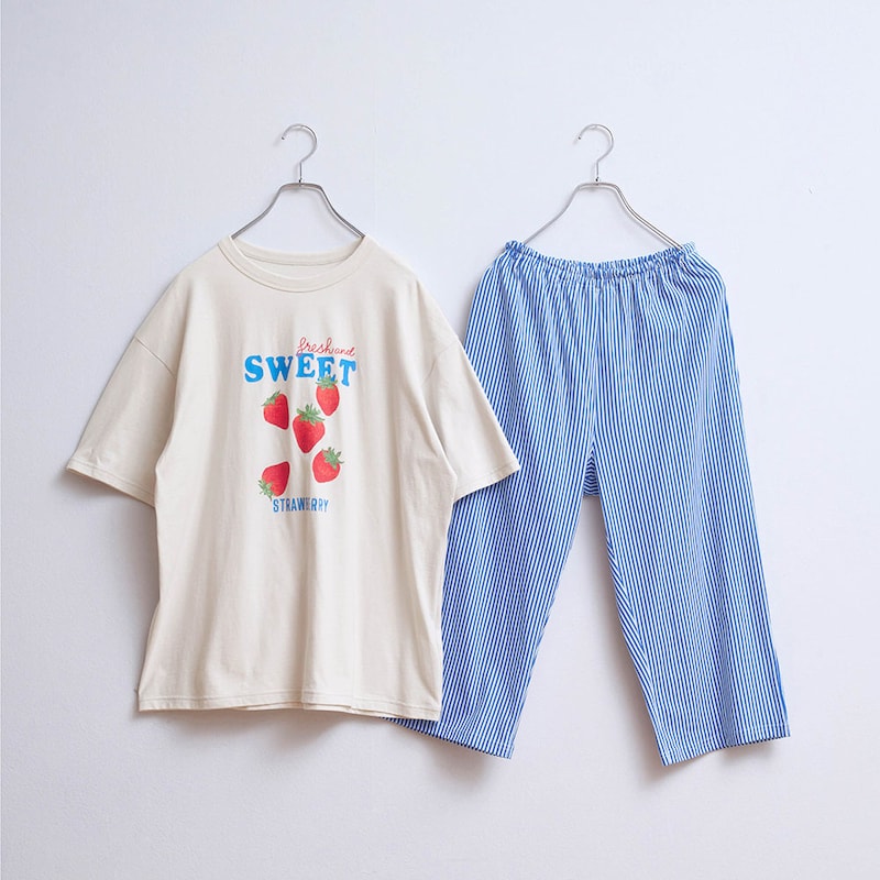 サンドベージュ（ストロベリー） ※こちらの画像が最も近いお色味です。