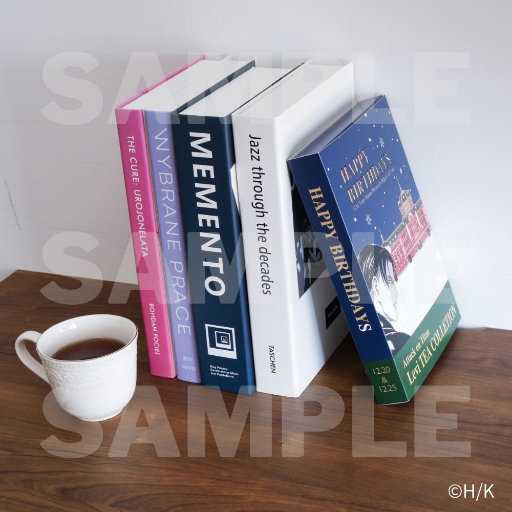 予約商品】【ステッカープレゼント対象】 『進撃の巨人』カード付き