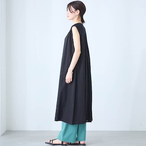 モデル身長167cm／M ※写真は撮影用のため着丈+6cmになります。