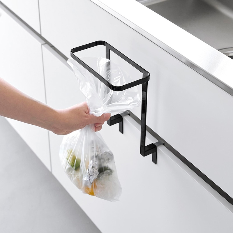 蓋を外してポリ袋を引き抜くだけで、袋の取り換えができます