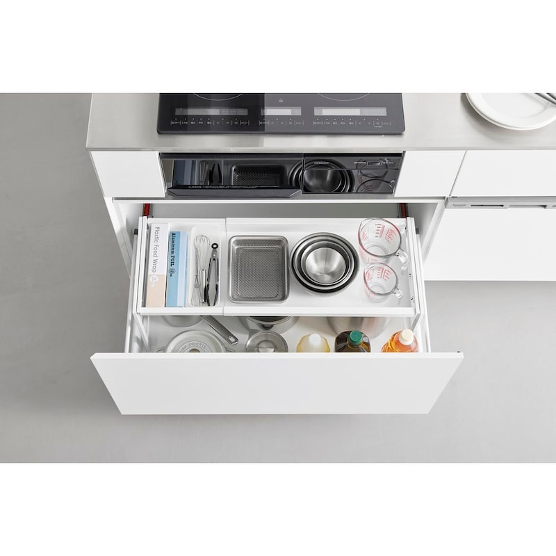 トレーはスライドできます