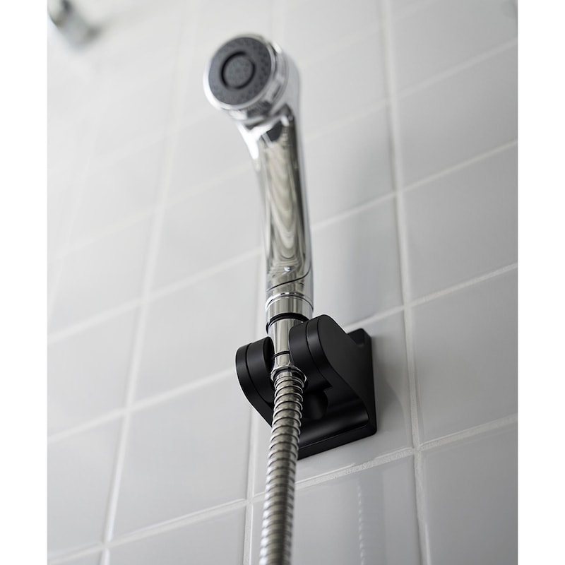 お好みの位置に取り付けることができて角度が調節できるシャワーホルダー