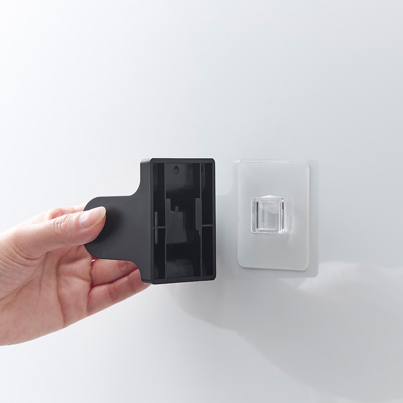 フィルムフックに掛けるだけ