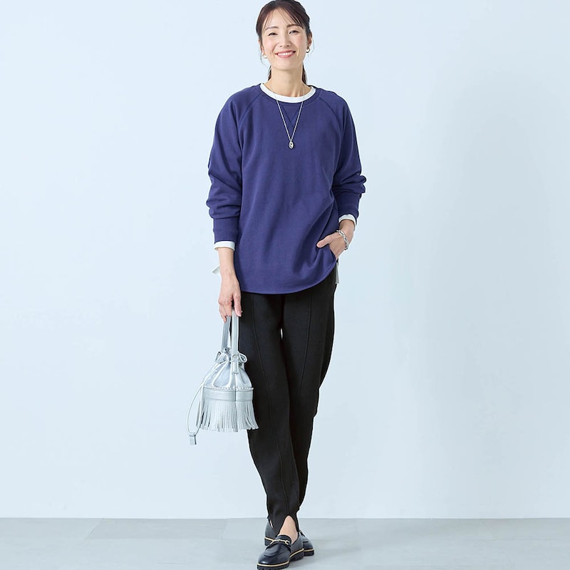 モデル身長173cm／M ※写真は撮影用のため股下+6cmになります。