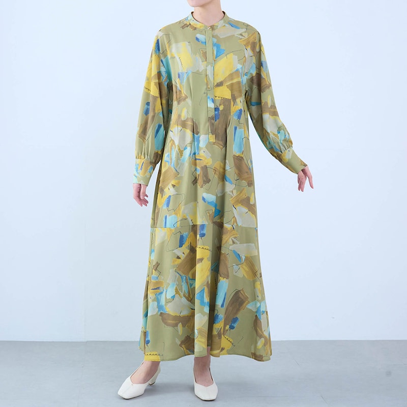 モデル身長168cm／M ※写真は撮影用のため着丈+６cmになります。