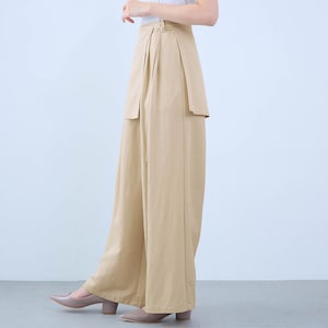 モデル身長168cm／M ※写真は撮影用のため股下+6cmになります。