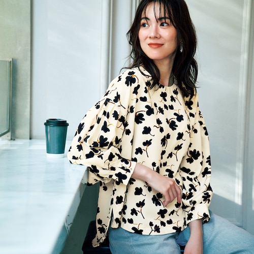 プリントブラウス