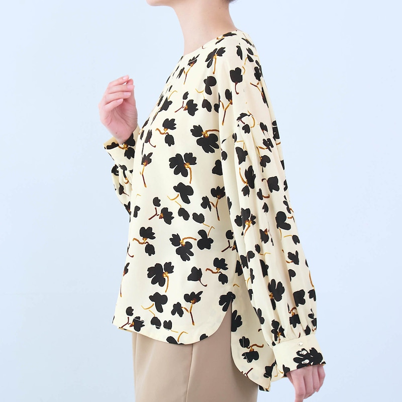 モデル身長168cm／M