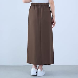 モデル身長168cm／M ※写真は撮影用のため総丈+6cmになります。