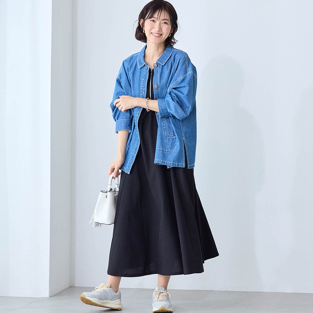 モデル身長167cm／M ※写真は撮影用のため身丈+6cmになります。