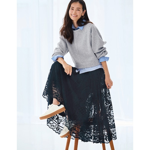 サーキュラーレーススカート