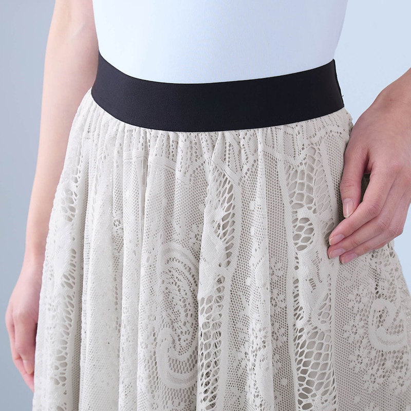 ウエストは総ゴムではきやすく着心地ラクちん