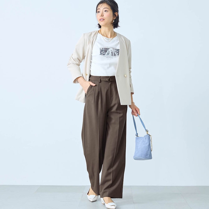 モデル身長168cm／M ※写真は撮影用のため股下+6cmになります。