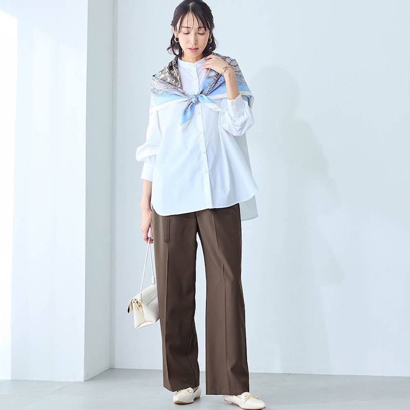 モデル身長169cm／M ※写真は撮影用のため股下+6cmになります。