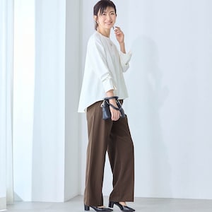 モデル身長167cm／M ※写真は撮影用のため股下+6cmになります。