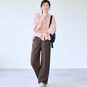 モデル身長168cm／M ※写真は撮影用のため股下+6cmになります。