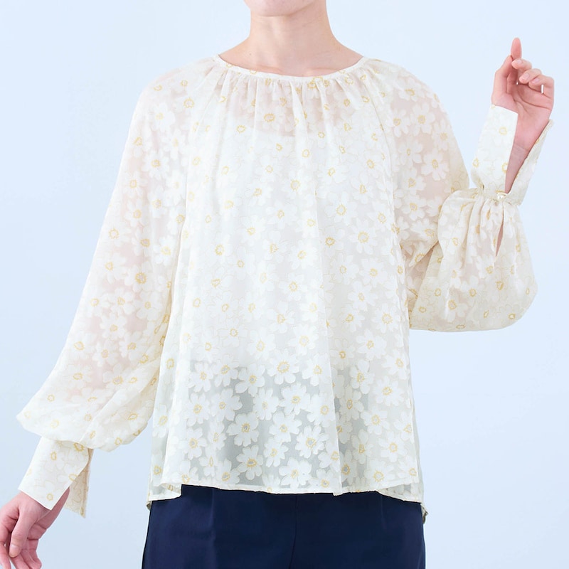 モデル身長168cm／M