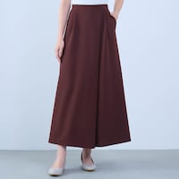 モデル身長168cm／M ※写真は撮影用のため股下+6cmになります。