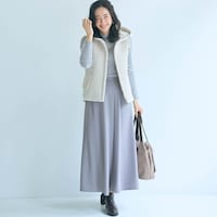 モデル身長169cm／M ※写真は撮影用のため股下+6cmになります。