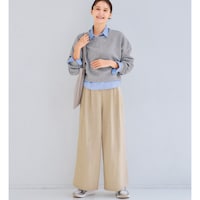 ※カットソーのみ着用