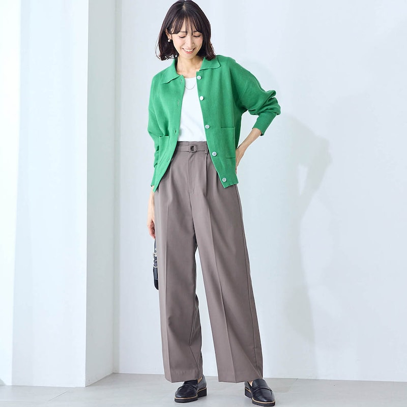 モデル身長169cm／M　※カーディガンのみ着用