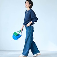 モデル身長168cm／M ※写真は撮影用のため股下+6cmになります。