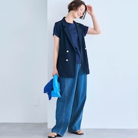モデル身長168cm／M ※写真は撮影用のため股下+6cmになります。