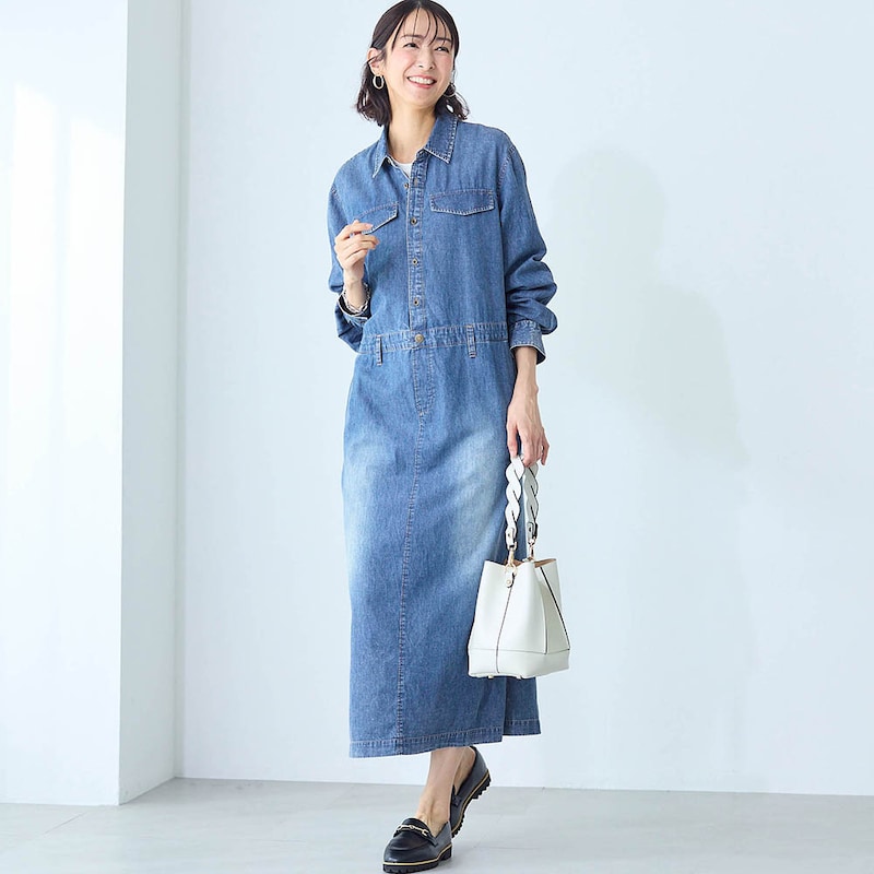 モデル身長169cm／M ※写真は撮影用のため着丈+6cmになります。