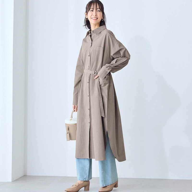 モデル身長169cm／M ※写真は撮影用のため着丈+6cmになります。