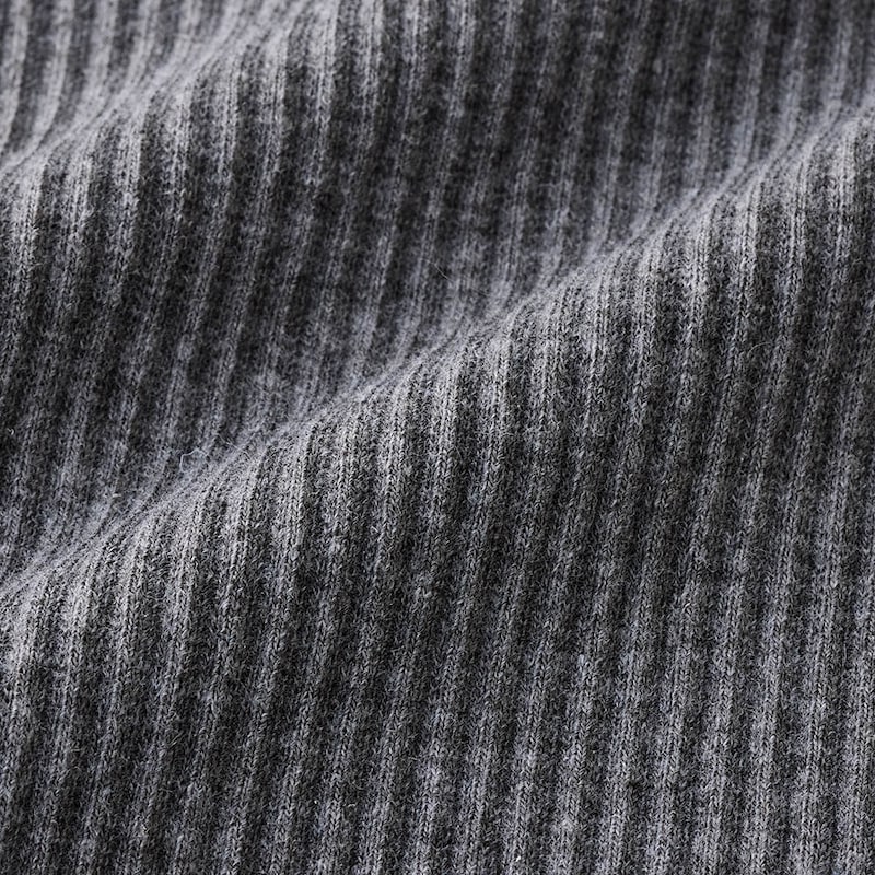 伸縮性のあるリブカットソー素材