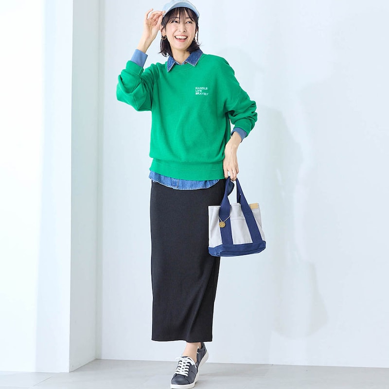 モデル身長169cm／M ※写真は撮影用のため総丈+6cmになります。