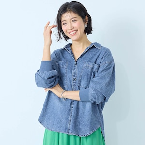 モデル身長168cm／M　ライトブルー着用