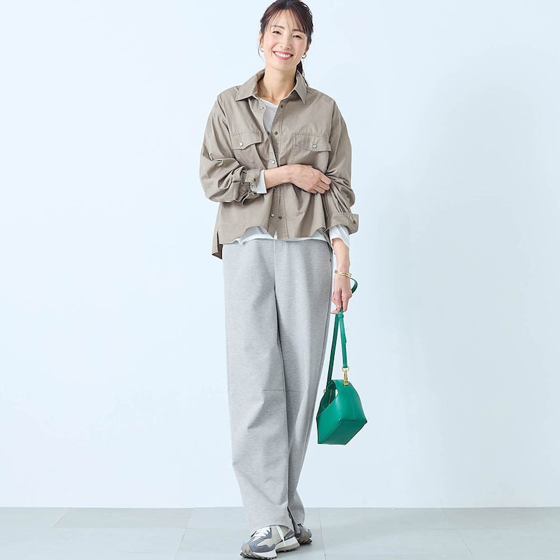 モデル身長173cm／M ※写真は撮影用のため股下+6cmになります。