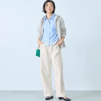 モデル身長168cm／M ※写真は撮影用のため股下+6cmになります。