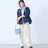モデル身長168cm／M ※写真は撮影用のため股下+6cmになります。