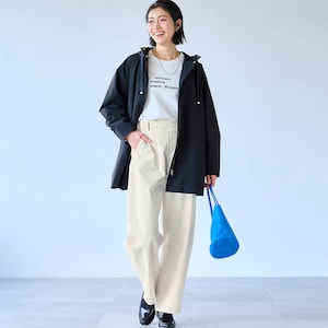 モデル身長168cm／M ※写真は撮影用のため股下+6cmになります。