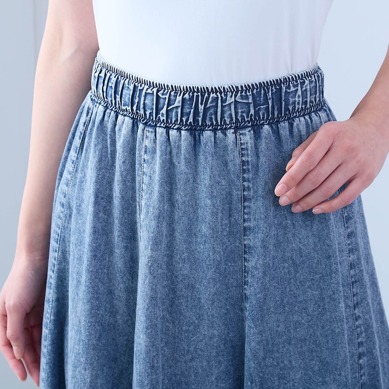 ウエストは総ゴムではきやすく着心地ラクちん