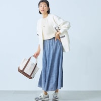 モデル身長168cm／M ※写真は撮影用のため総丈+6cmになります。