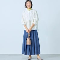 モデル身長168cm／M ※写真は撮影用のため総丈+6cmになります。