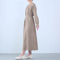 モデル身長168cm／M ※写真は撮影用のため着丈+6cmになります。