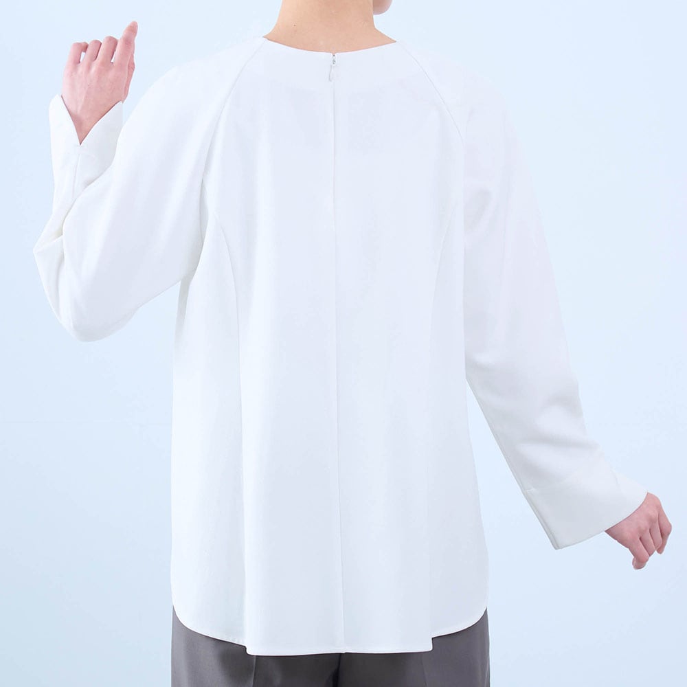 モデル身長168cm／M